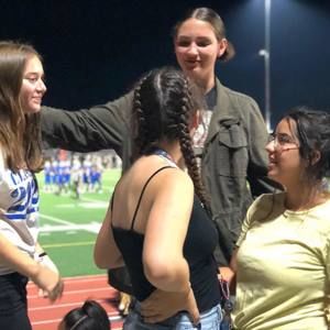 Meet your Posher, Crystal